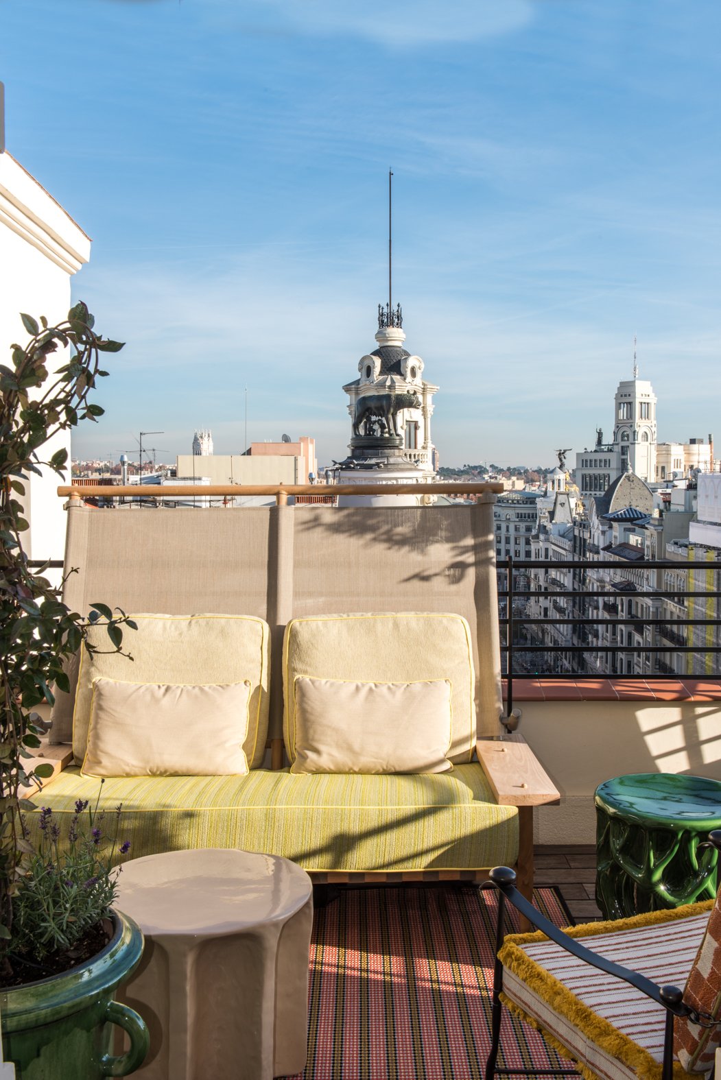Brach Madrid Terrasse e Guillaume de Laubier Decembre